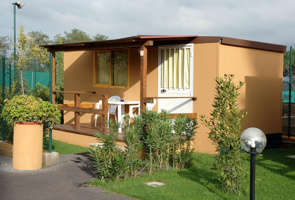 Real Village Roma Exterior foto
